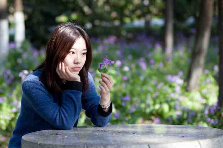 从不惹花草.jpg
